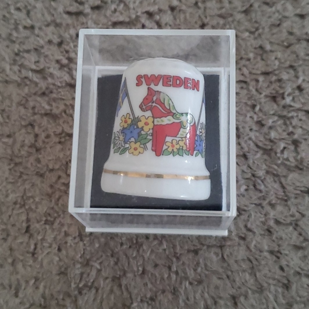 NWT Porcelain Sweden‎ Thimble